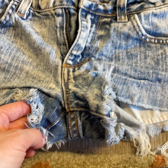 Wildfox Jean Shorts - Picture 4 of 5